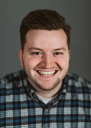  Headshot