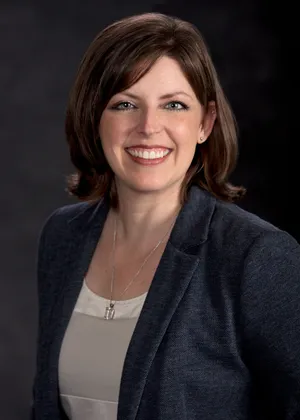 Rochelle Scheuermann, Ph.D. Headshot