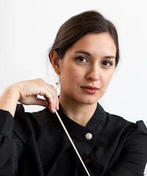 Lydia Vermeesch, M.M. Headshot