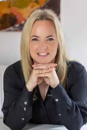 Amy Orr-Ewing Headshot