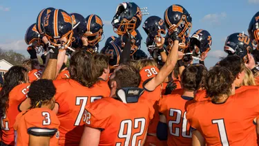 football-team-and-helmets