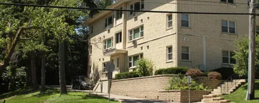 Saint and Elliot Apartments