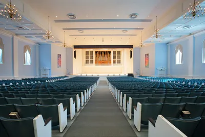 Edman Chapel interior