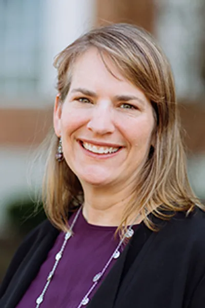 Denise Daniels Headshot