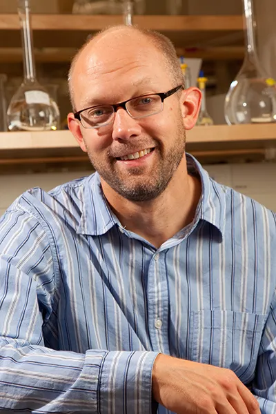 Peter Walhout Headshot