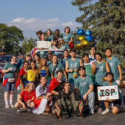 A group of students in the ISP program