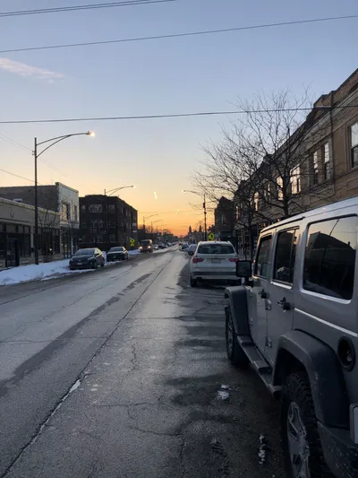 Woodlawn._61st_Street_at_Sunset