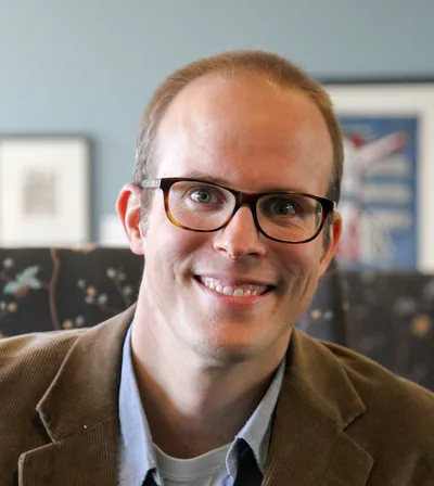 Andrew Abernethy Headshot