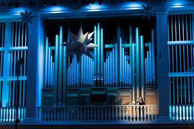Soloist by Edman Chapel Organ during Christmas Festival 2023