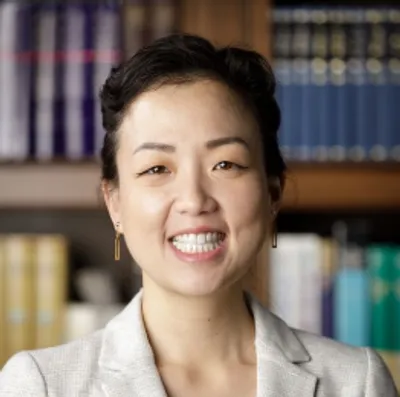 Lisa Pak Headshot