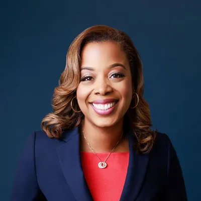 Nicole Martin Headshot