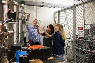 Dr Darren Craig with Wheaton College Physics Students