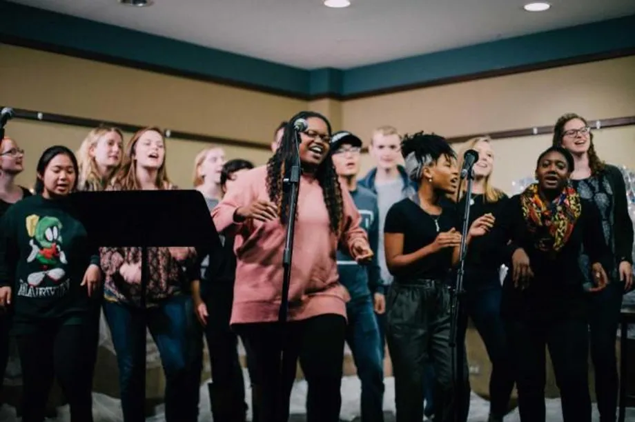 Diverse Wheaton Students Singing at Willie-O Coffeehouse 