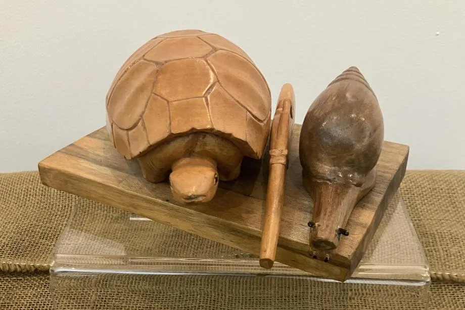920x613 Wooden Tortoise and Snail Sculpture