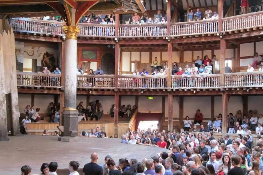 Globe Theater 