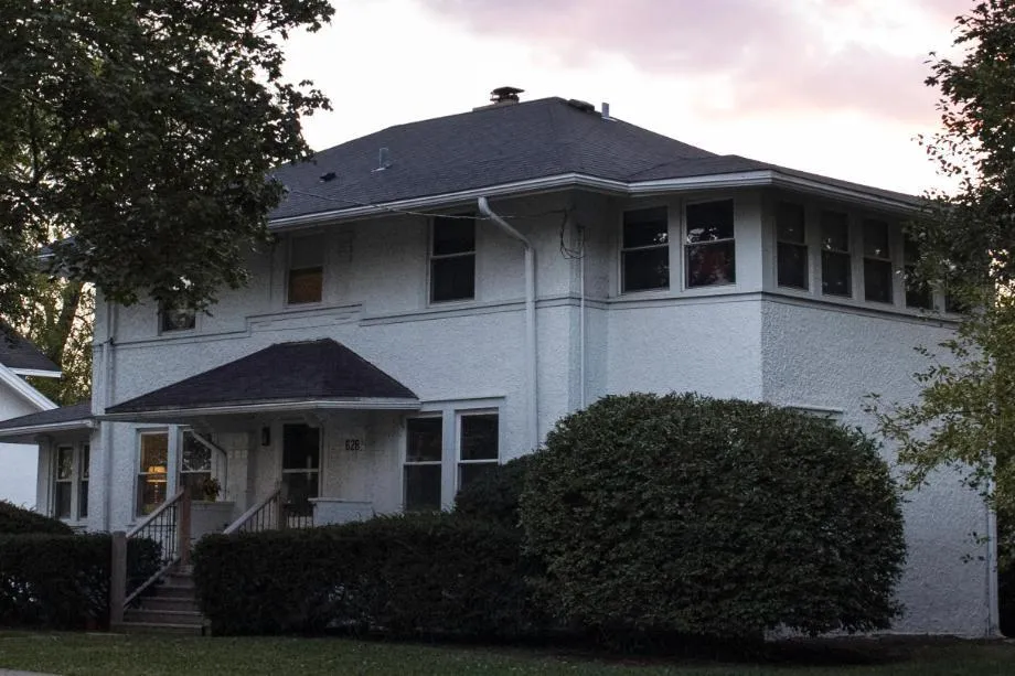 International House Women Option