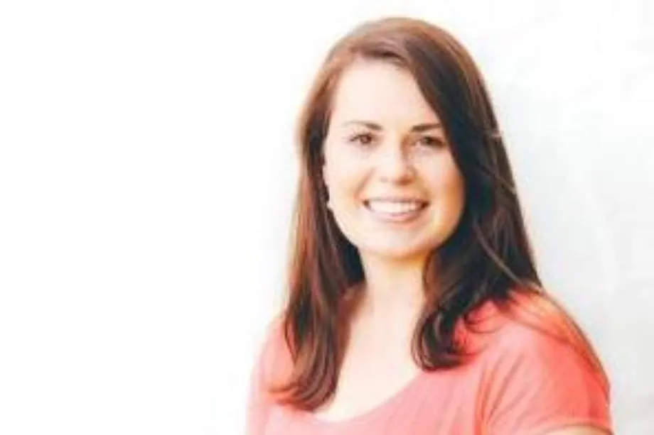 Wheaton College alumna Rachel Lamb 12 2018 Harvey Fellow