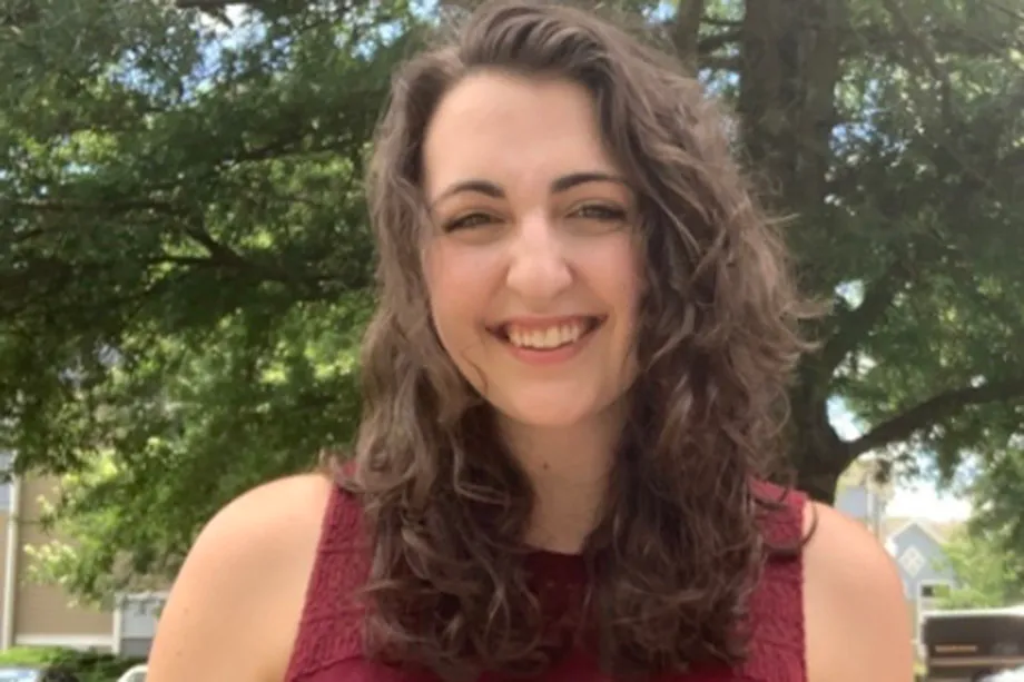 920x613 30under30 alumna chloe burris