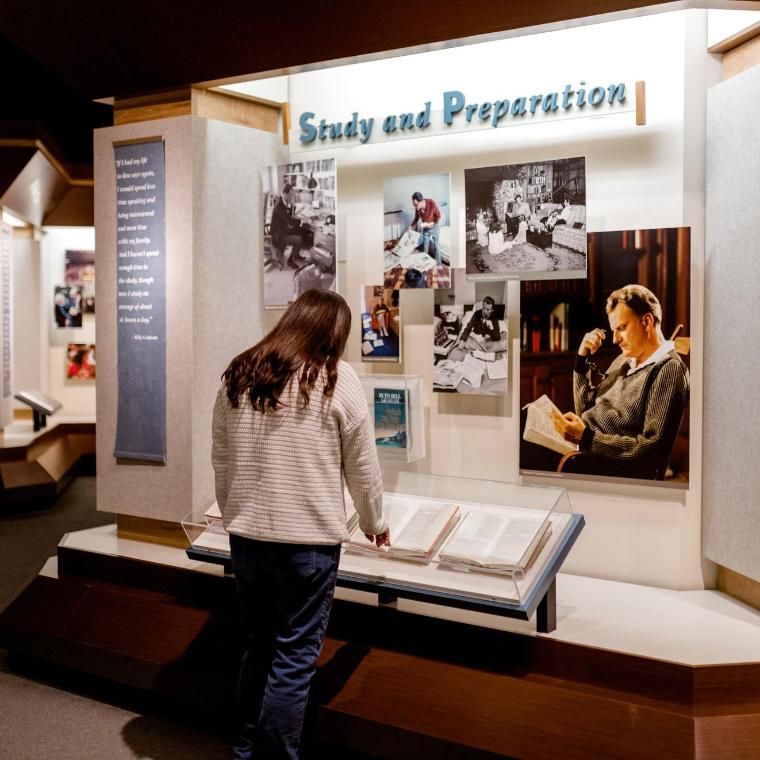 Visitor in Billy Graham Museum