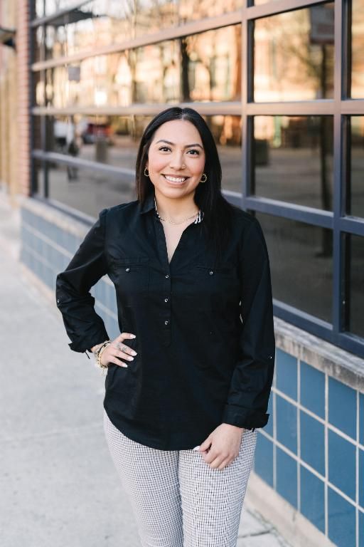 Wheaton College IL Alumna Melissa Montiel