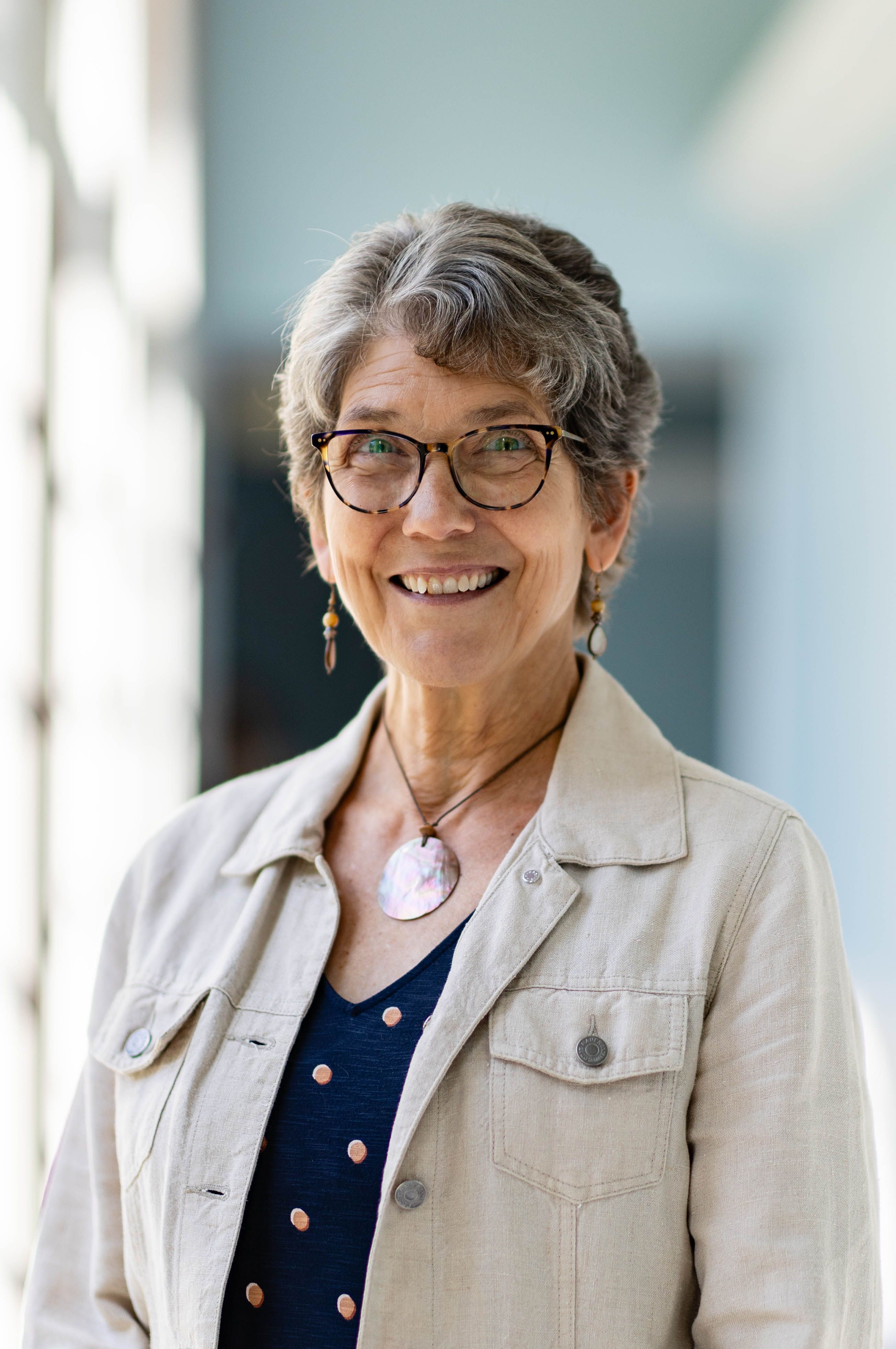 Kathy Cathey headshot