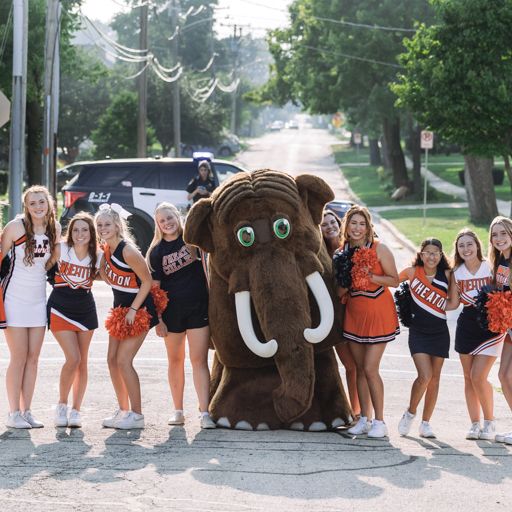 Student News Tor Cheerleaders