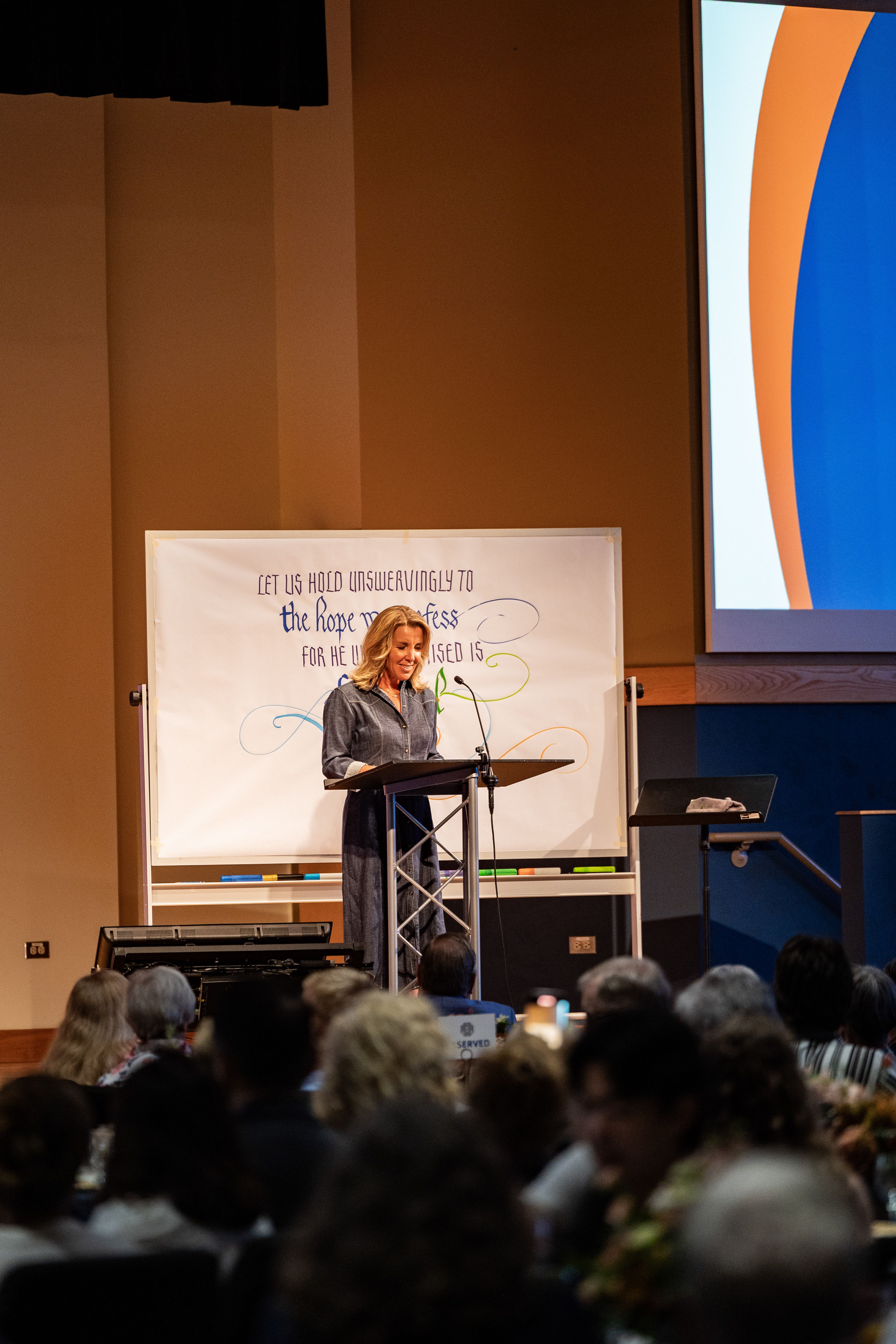 Trustee and Campaign Chair Lisa Brosious Beamer ’91 presents keynote at the Gratitude Breakfast.