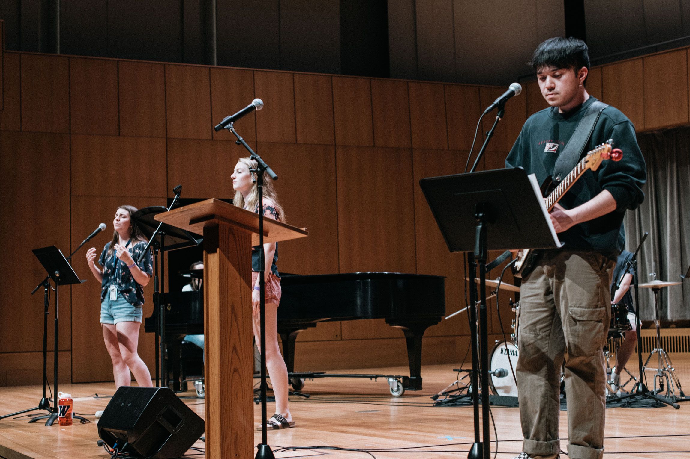 WCSI student worship